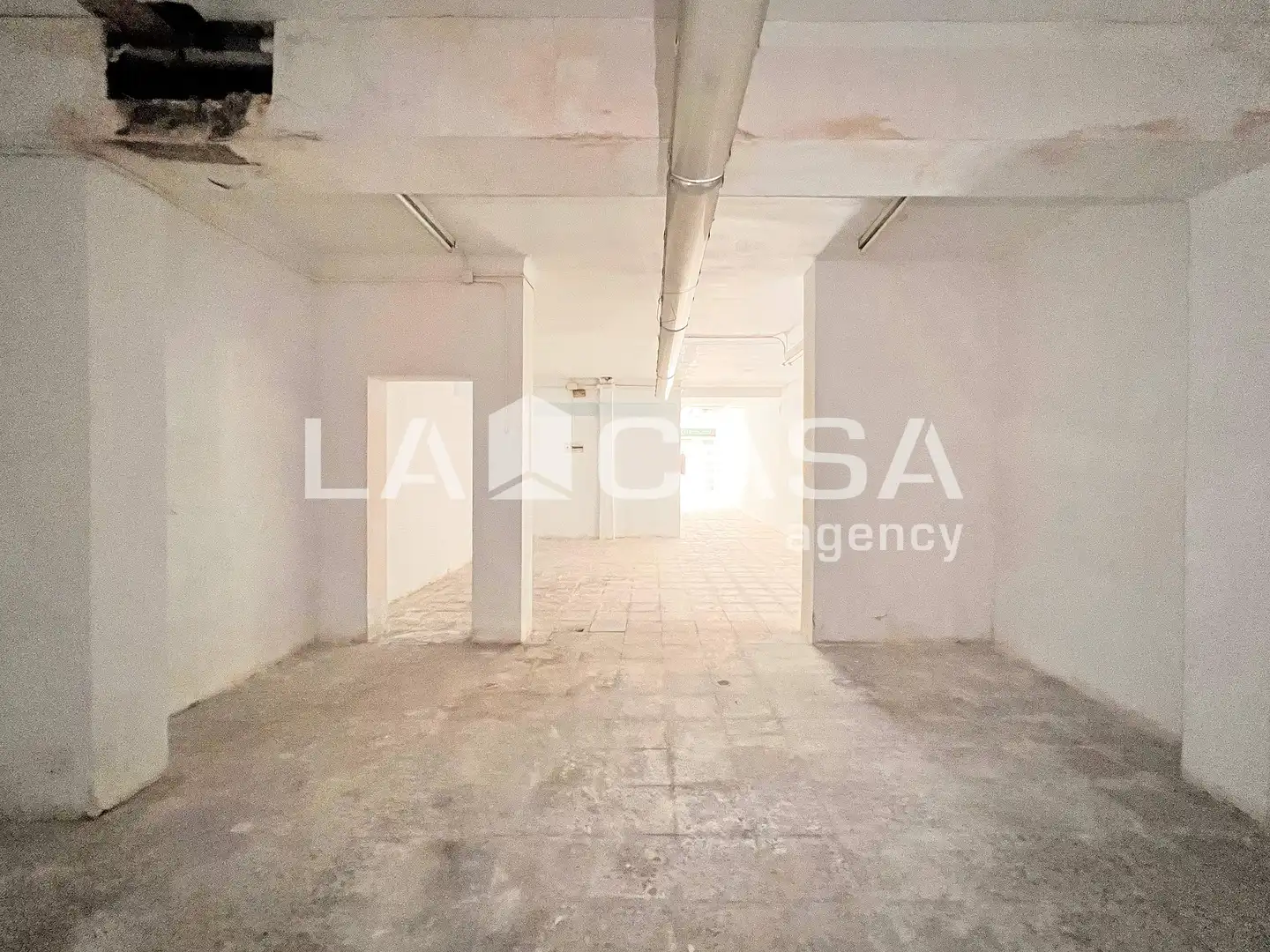 Local en venta en Badalona