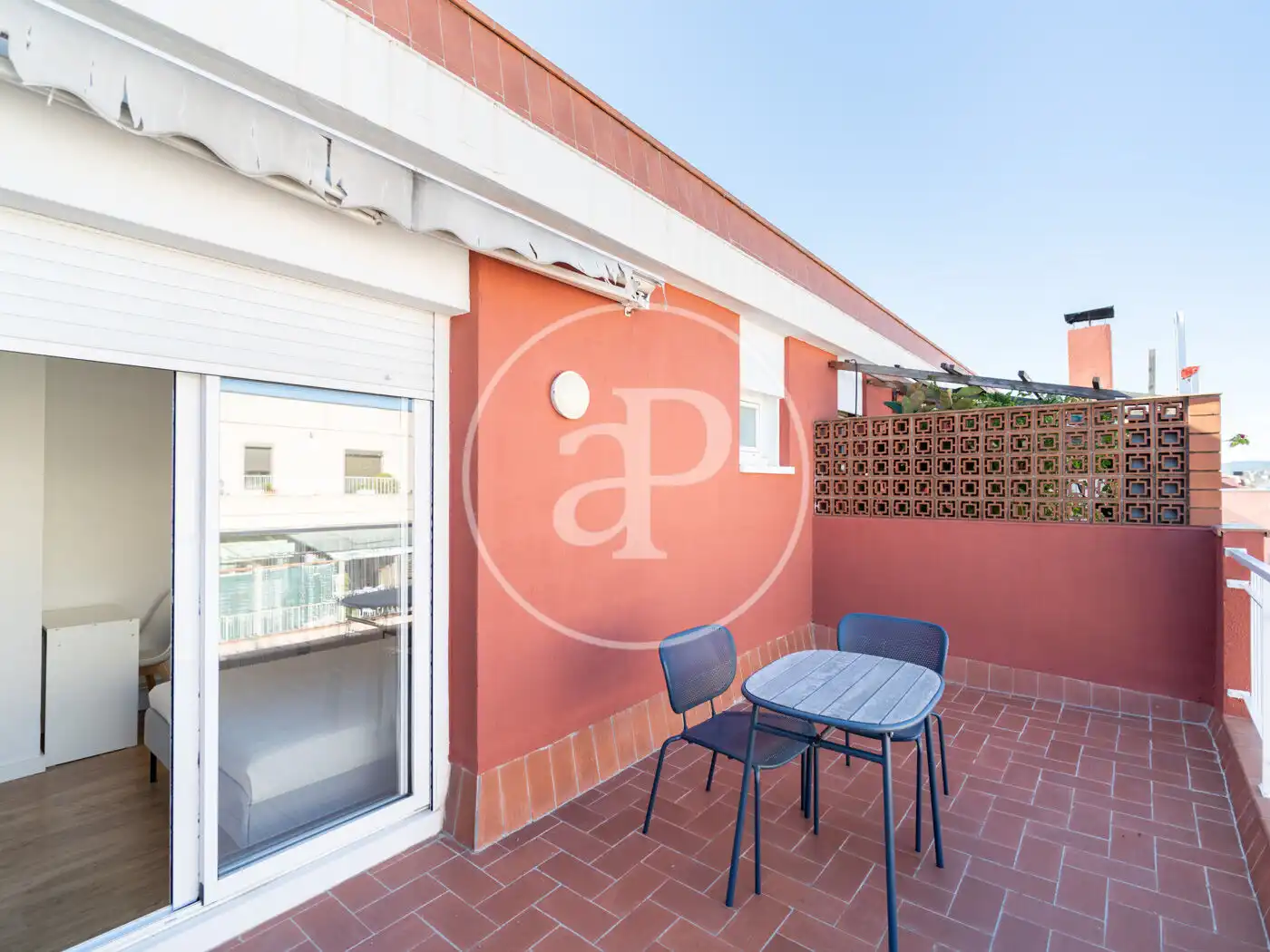 Außenansicht von Dachboden zum Verkauf in L'Hospitalet de Llobregat mit Klimaanlage, Heizung und Terrasse