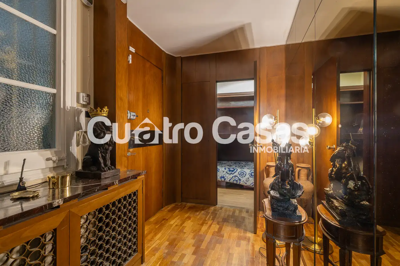 Flat for sale in Barcelona  with Air Conditioner, Heating and Parquet flooring