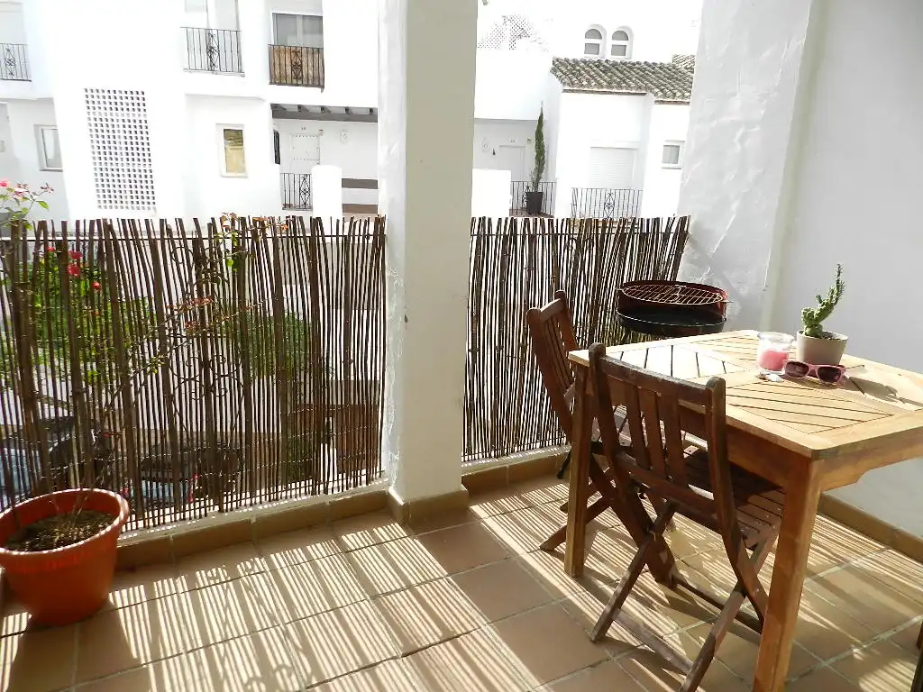 Terrasse von Wohnung zum Verkauf in Manilva mit Klimaanlage, Terrasse und Möbliert