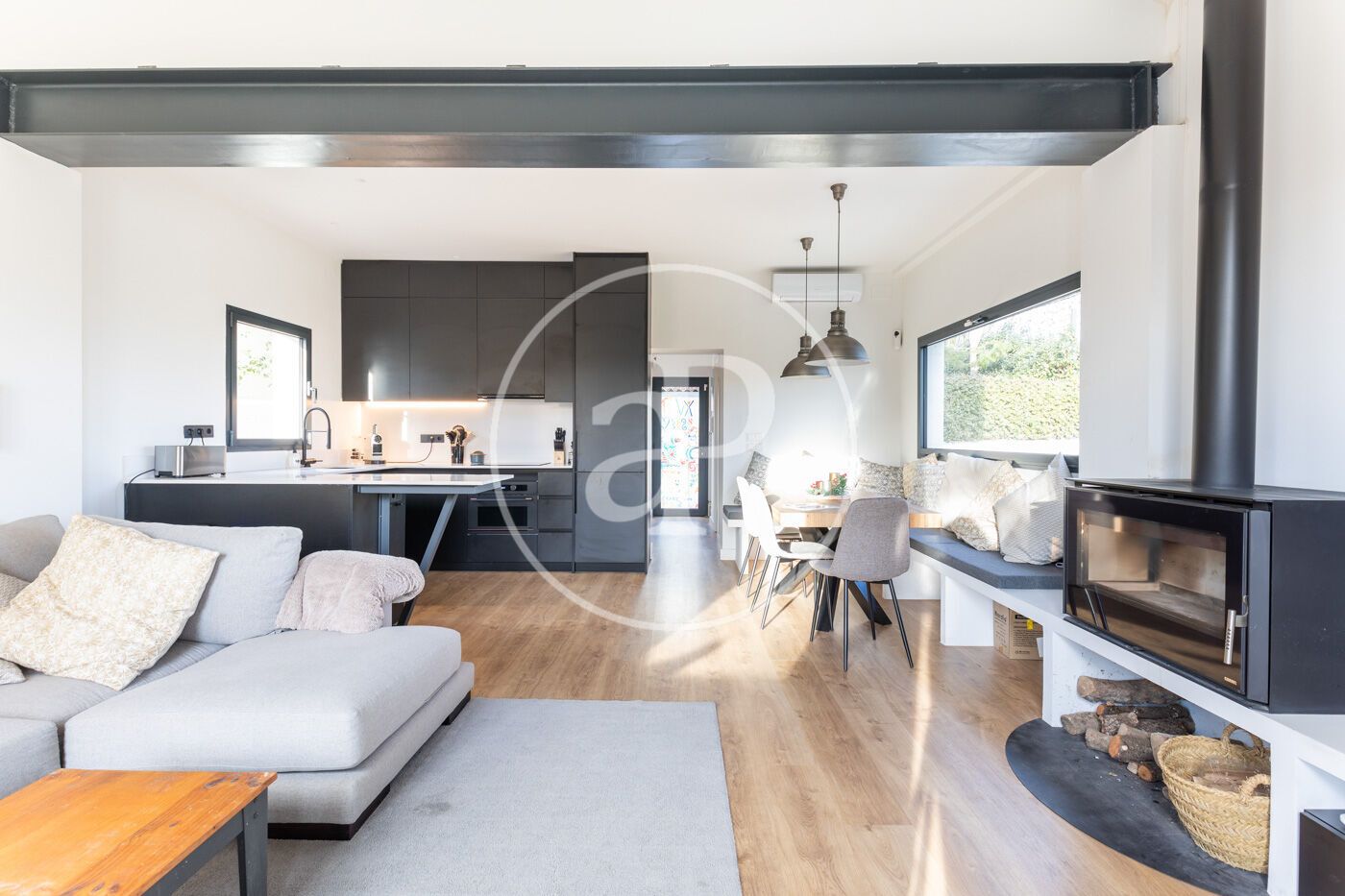 House or chalet to rent in Mira-sol