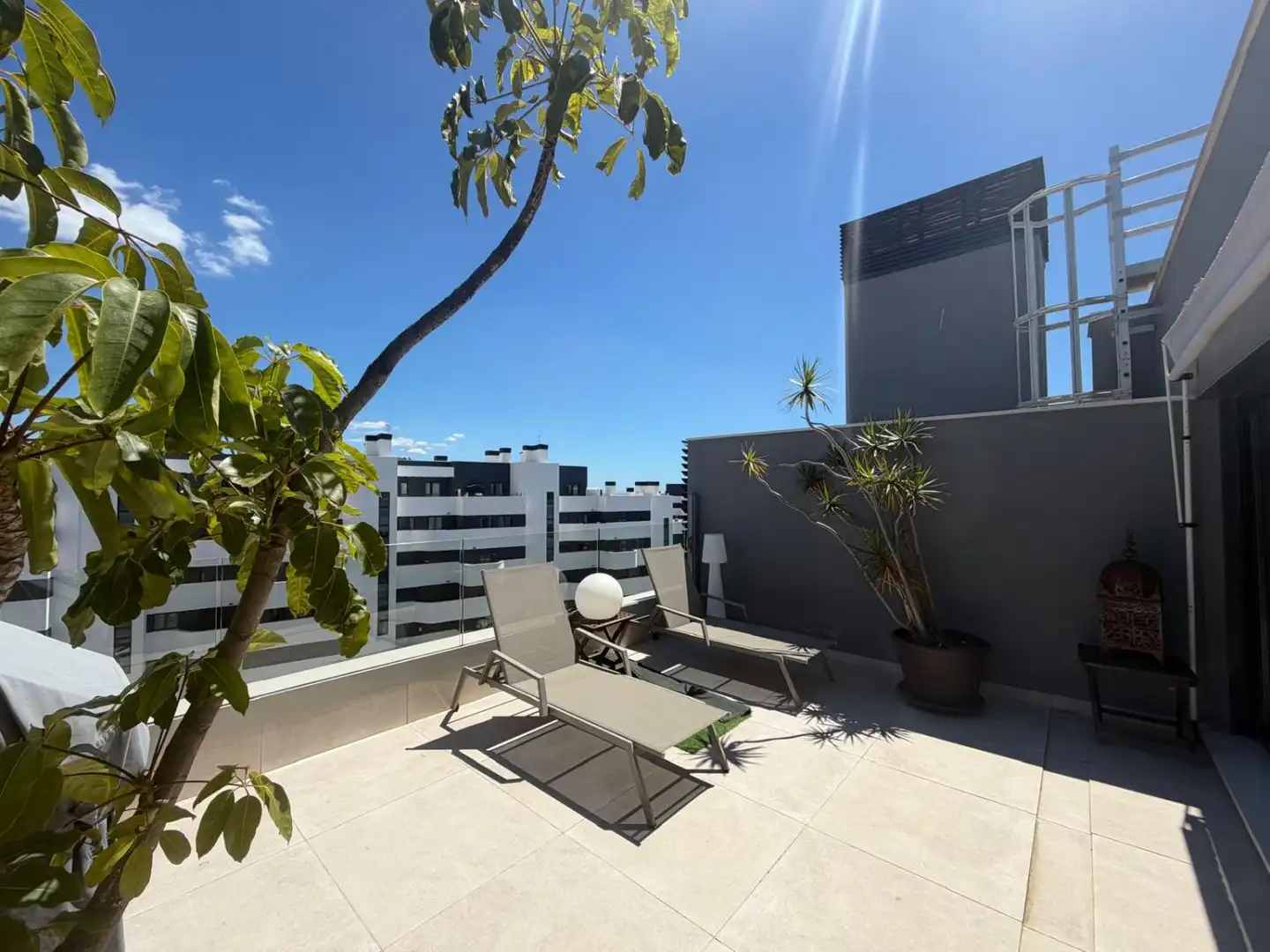 Terrasse von Dachboden zum Verkauf in Torremolinos mit Klimaanlage, Heizung und Terrasse