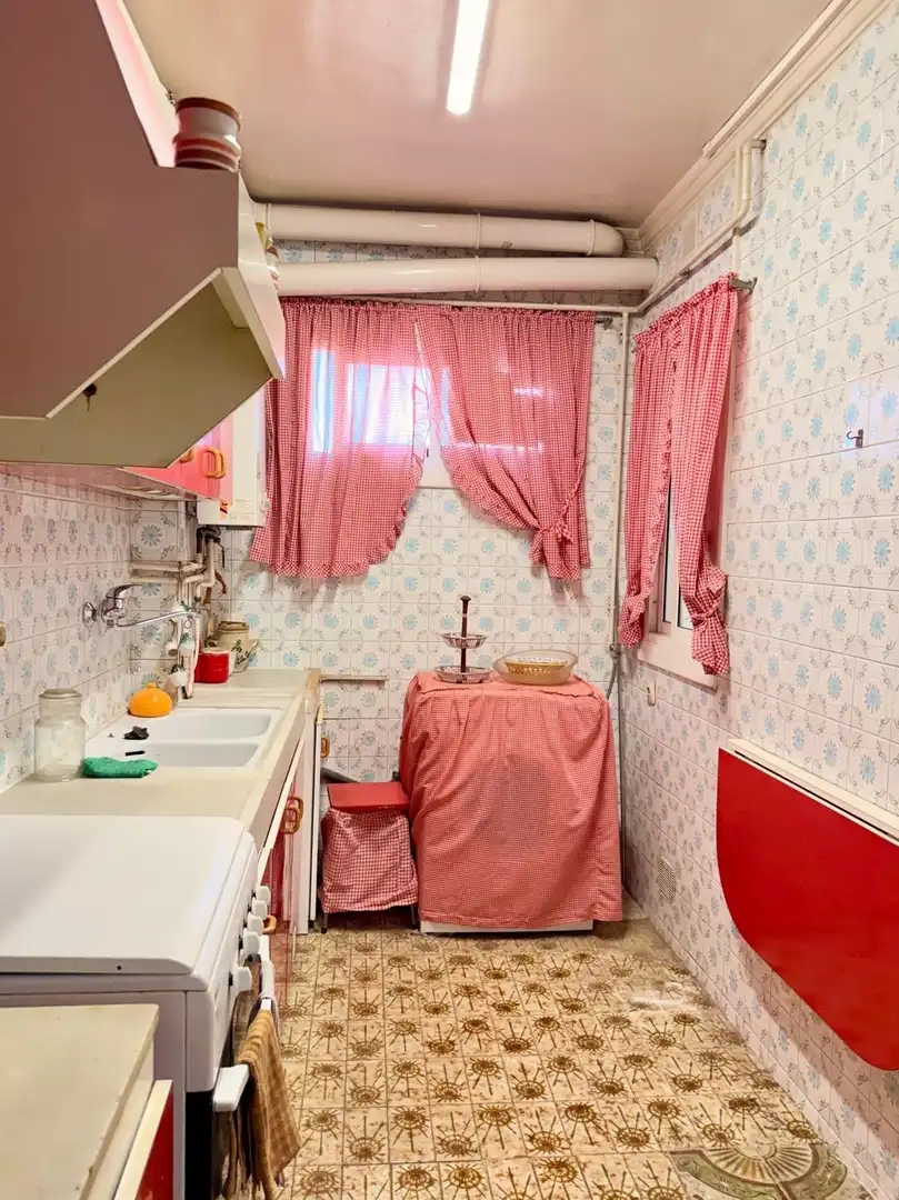 Cocina de Piso en venta en Sabadell con Balcón