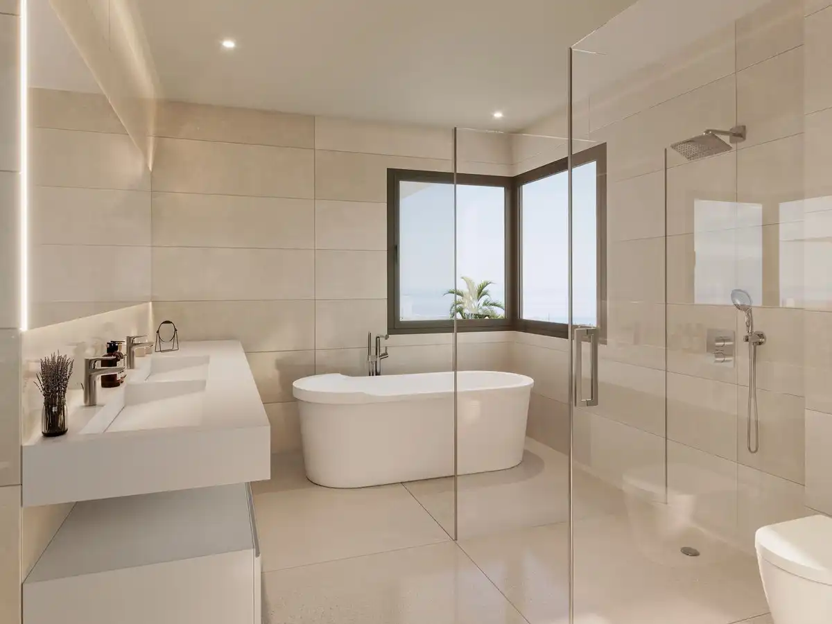 Apartamento con piscina en venta en Río Real - Los Monteros, imagen 2