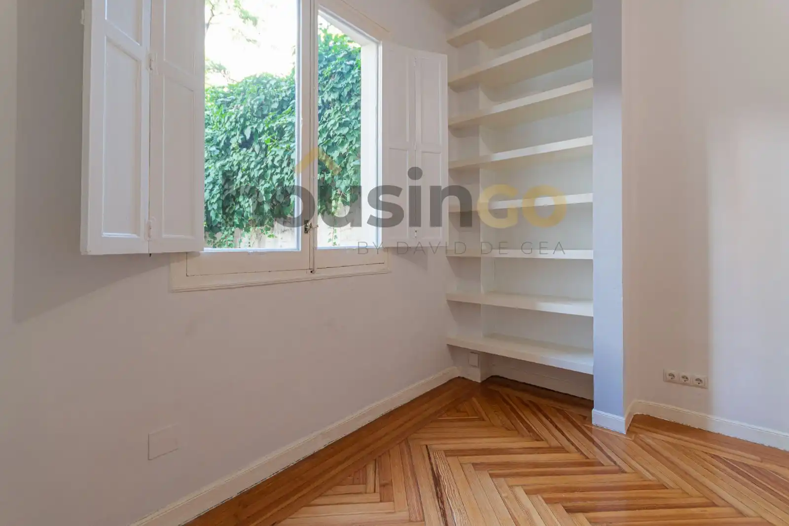 Bedroom of Flat for rent in Madrid  with Heating, Terrace and Oven