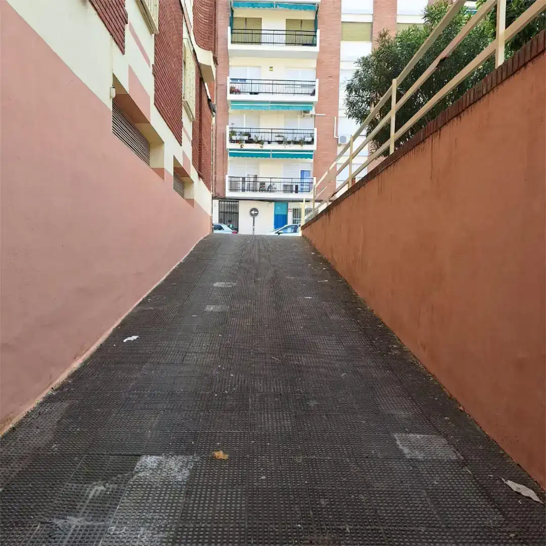 Aparcament de Garatge en venda en Huelva