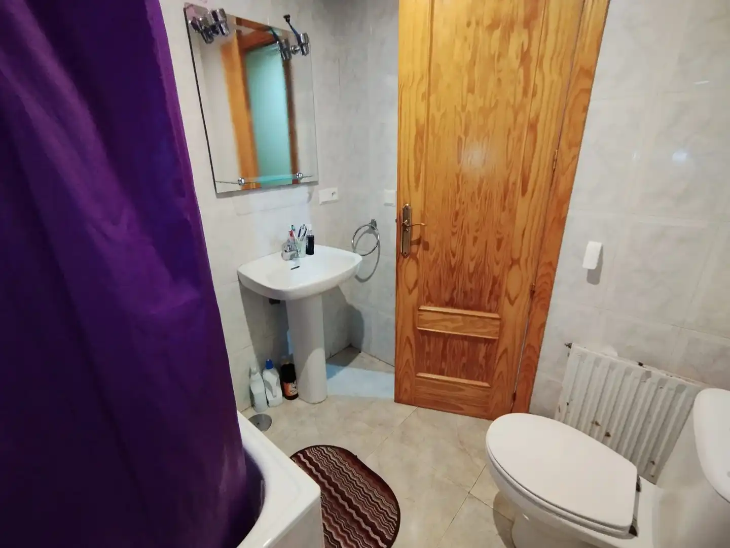 Bathroom of Flat for sale in Tomelloso  with Terrace, Storage room and Furnished