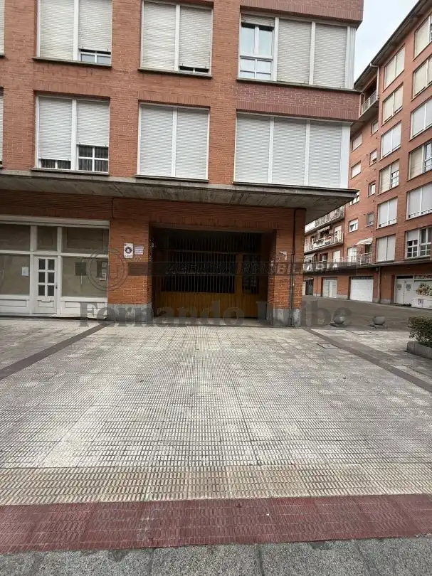 Parkplatz zur Miete in Ambrosio Meabe Kalea, imagen 2