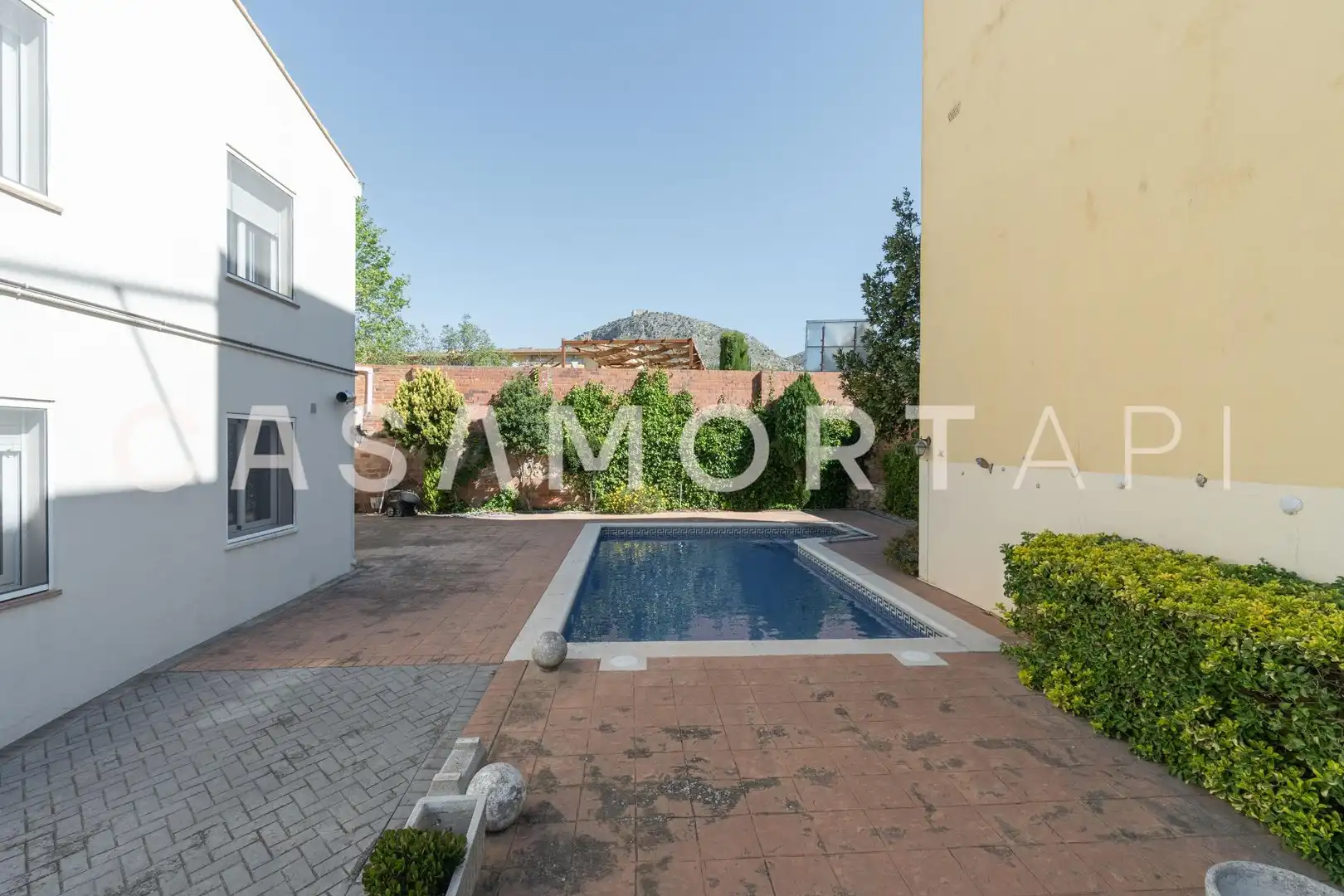 Casa amb piscina en venda a Carrer de la Llibertat, imagen 2
