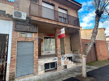 Terraced house for sale in Calle Donantes de Sangre 8