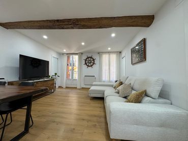 Piso con balcón en venta en Parte Vieja