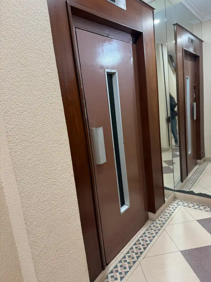 Wohnung zum Verkauf in Santiago de Compostela  mit Heizung, Parkett und Abstellraum