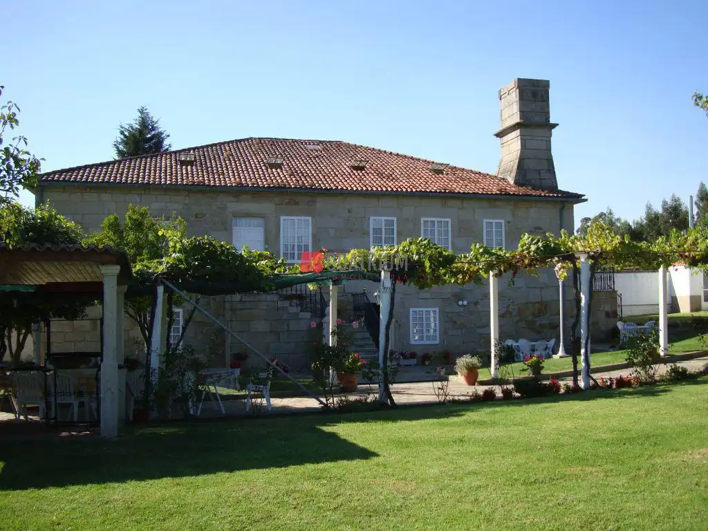 Vista exterior de Casa o xalet en venda en Padrón amb Jardí privat