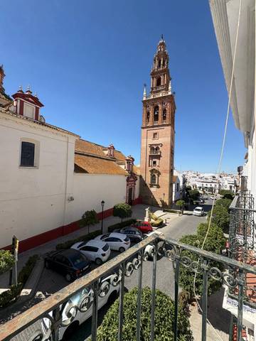 Casa adosada en Venta en Carmona
