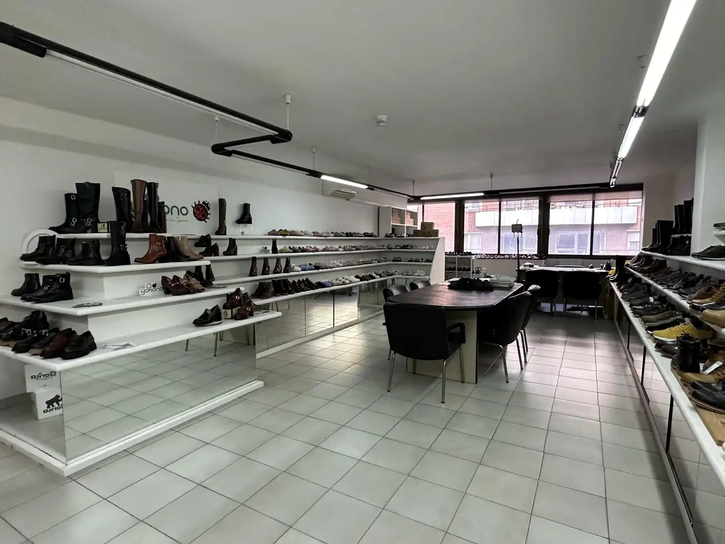 Oficina con ascensor en venta en de Calàbria, imagen 4