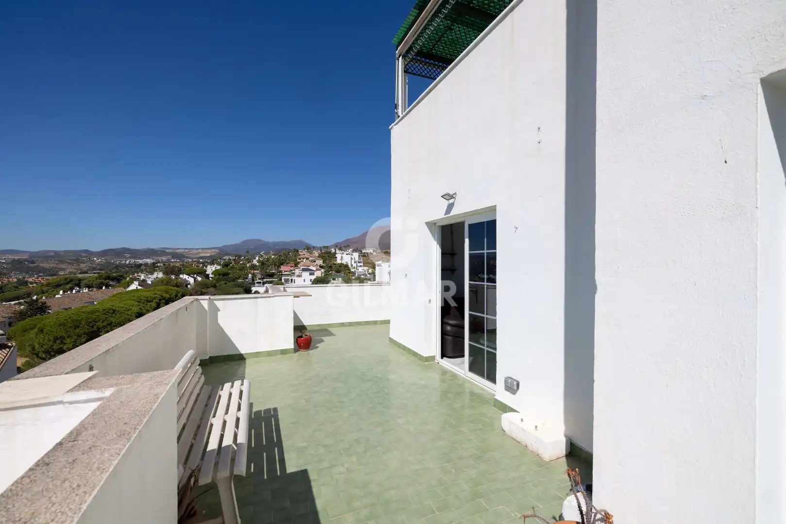 Terrassa de Pis en venda en Estepona amb Calefacció, Piscina i Balcó