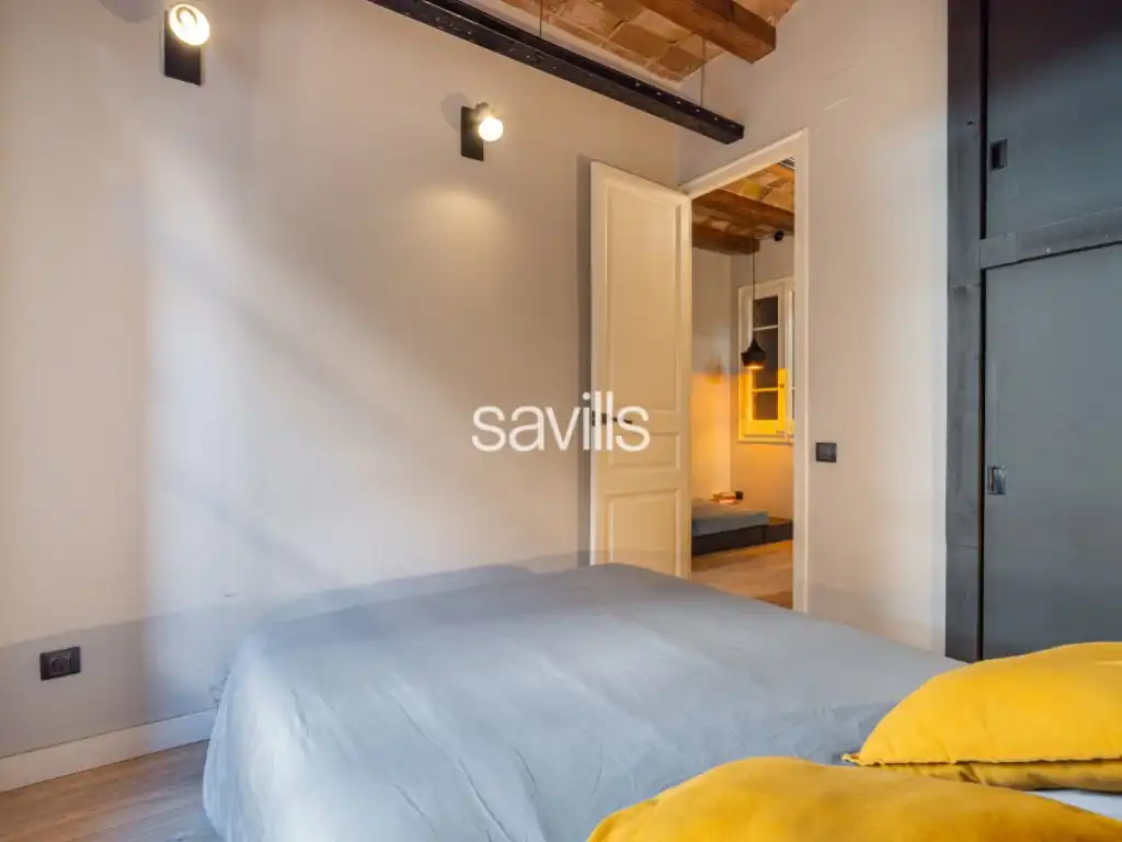 Habitación de Apartamento en venta en Barcelona con Aire acondicionado, Horno y Balcón