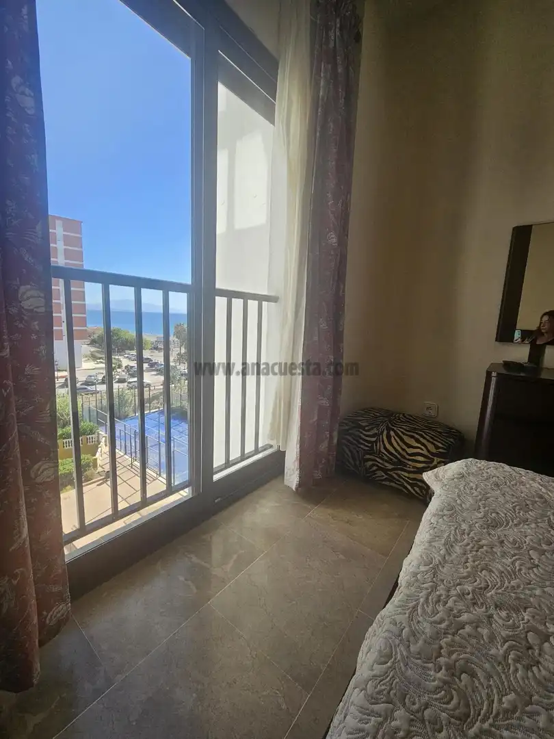Apartamento con piscina en venta en Marina de la Duquesa, imagen 32