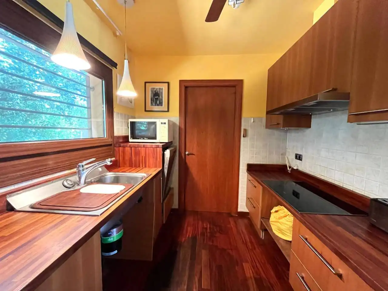 Küche von Haus oder Chalet zum Verkauf in Bescanó mit Klimaanlage, Heizung und Privatgarten