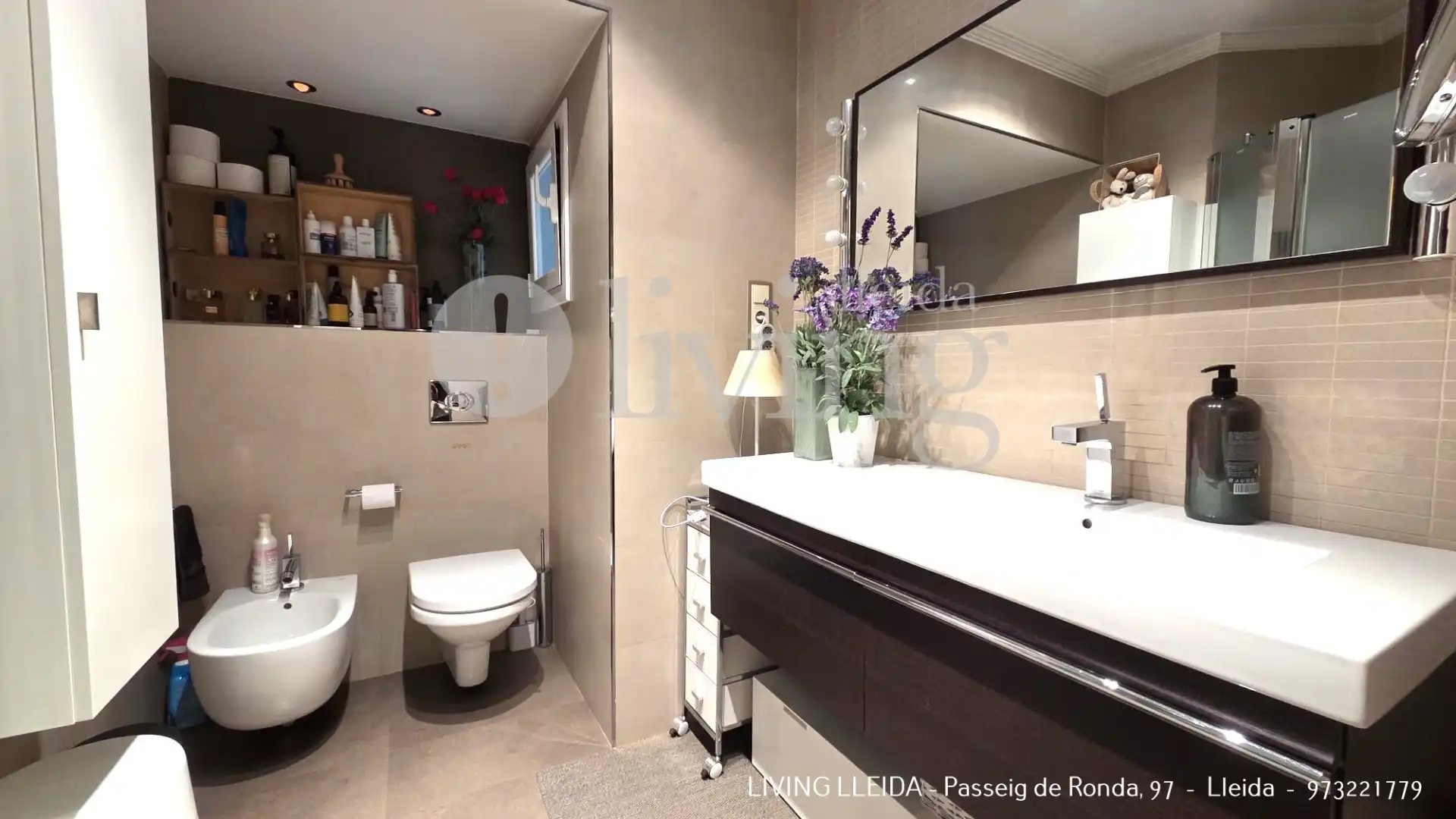 Badezimmer von Wohnung zum Verkauf in Lleida mit Klimaanlage, Heizung und Parkett