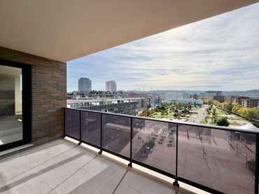 Piso con ascensor en venta en Varsovia Hiribidea