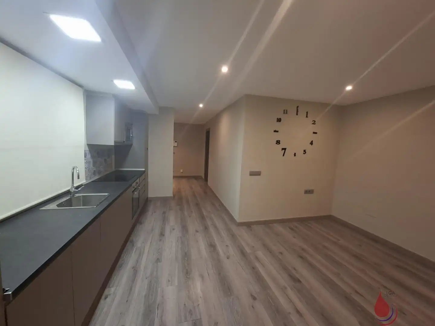 Kitchen of Flat for sale in Eixample