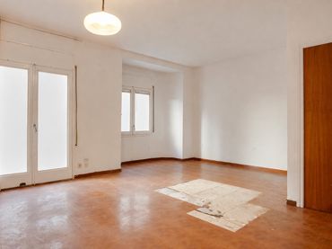 Wohnung mit Balkon zum Verkauf in Carrer de Violant d'Hongria Reina d'Aragó