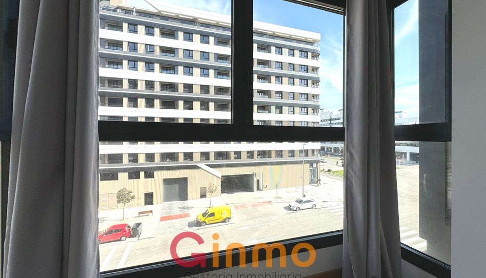 Piso de alquiler en Calle de María Reiche, Valdebebas - Valdefuentes - Imagen 4