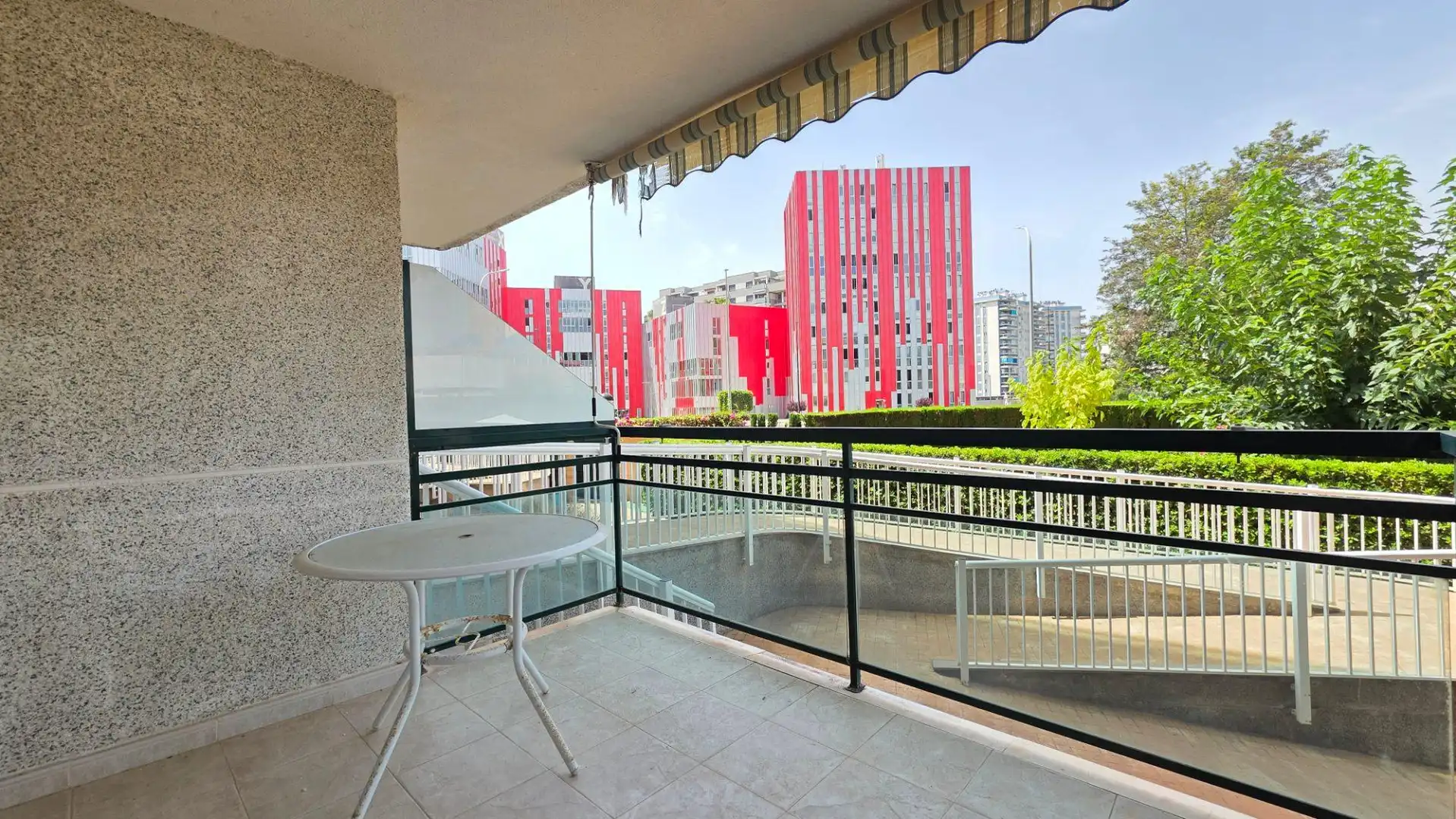Terraza de Piso en venta en Gandia con Terraza, Trastero y Piscina comunitaria