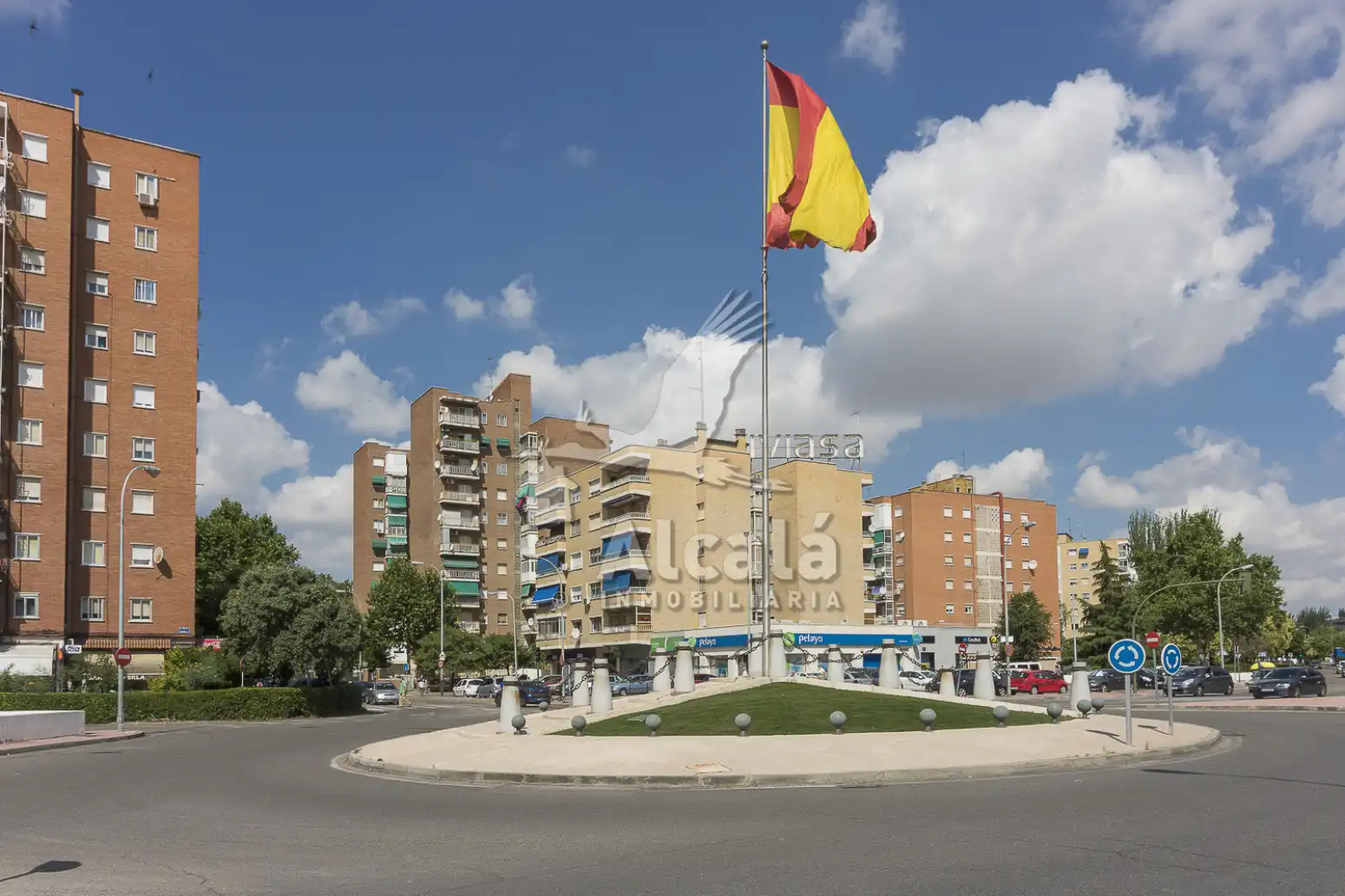 Vista exterior de Piso en venta en Alcalá de Henares con Aire acondicionado, Calefacción y Parquet