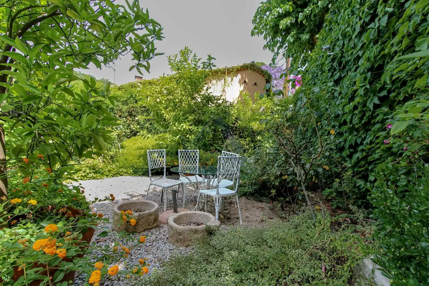 Casa con piscina en venta en De Les Monges, imagen 5