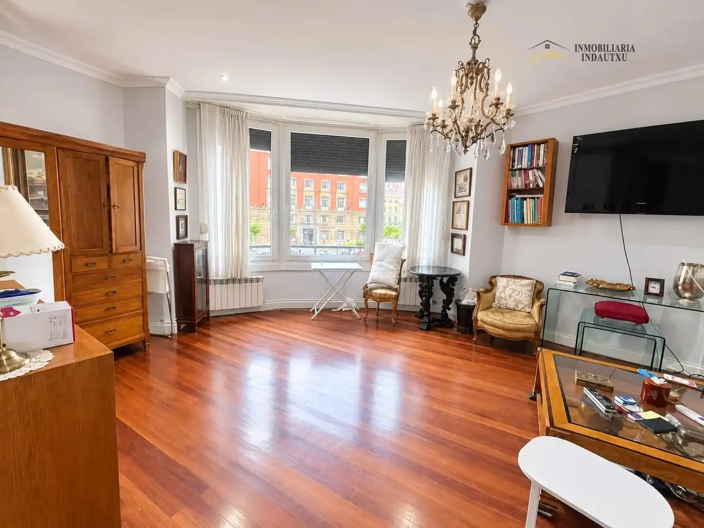 Piso con terraza en venta en Abando - Albia