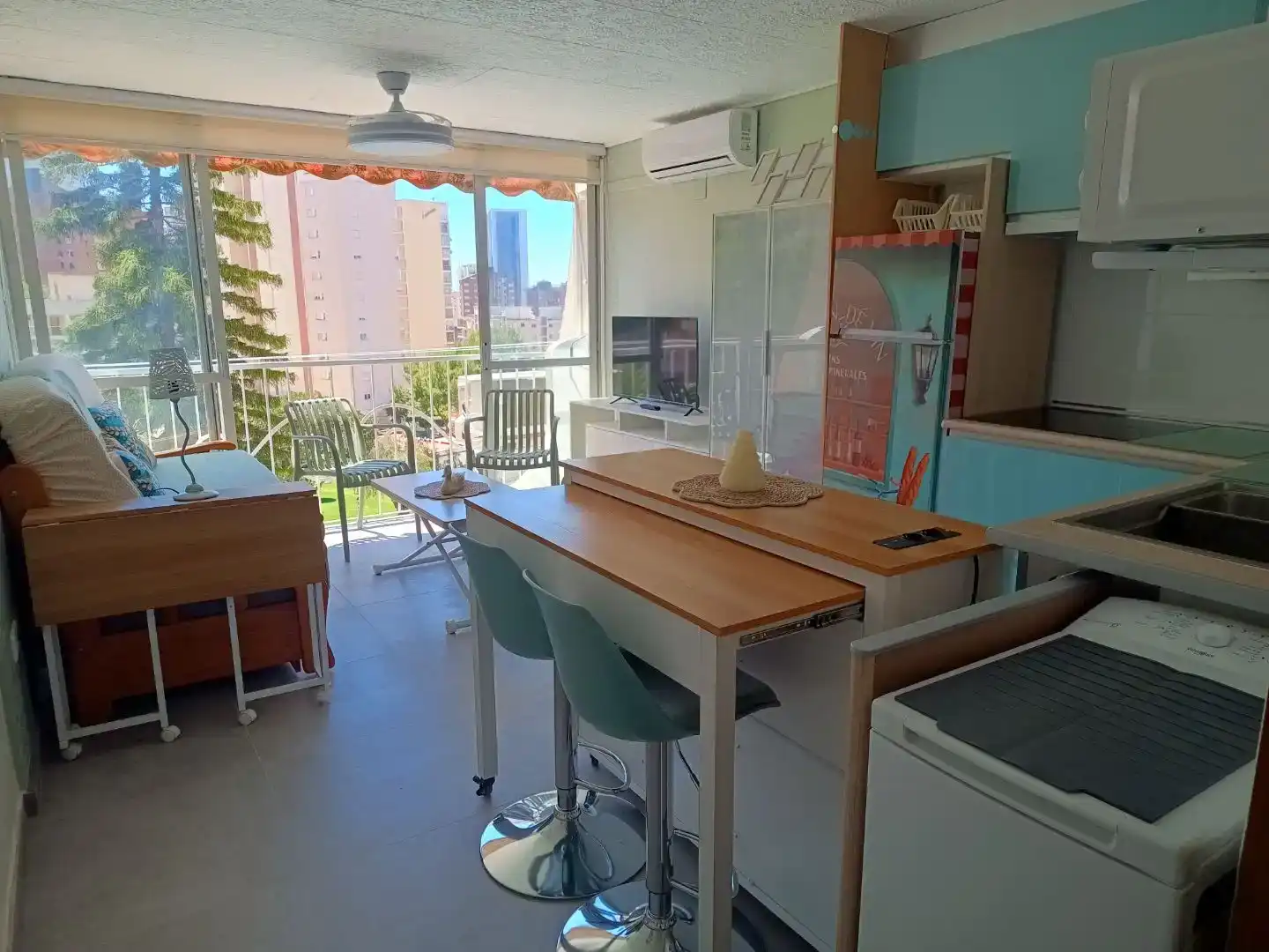 Küche von Wohnungen zur Miete in Benidorm mit Klimaanlage, Schwimmbad und Balkon