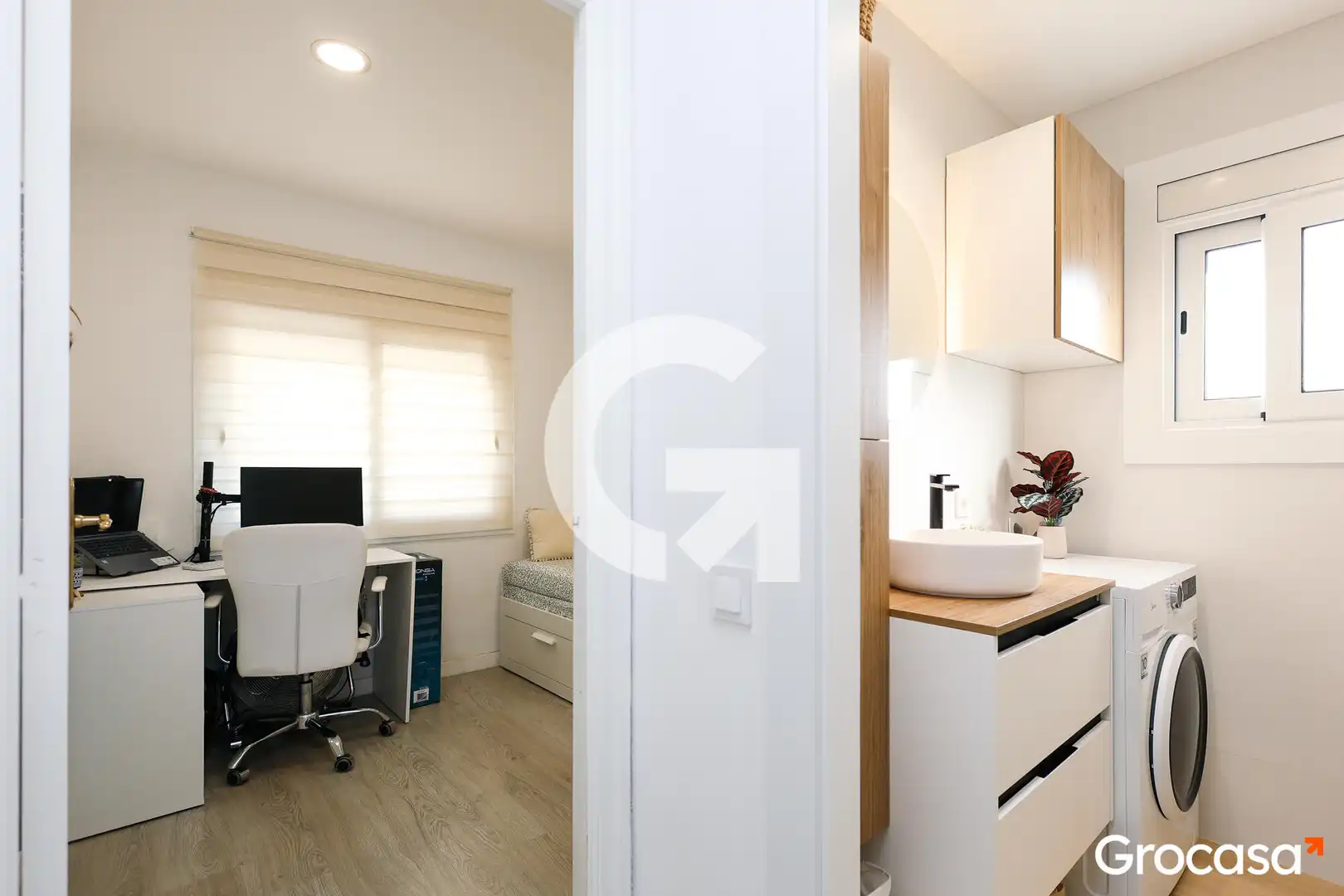 Flat for sale in Castelldefels  with Air Conditioner, Balcony and Community pool