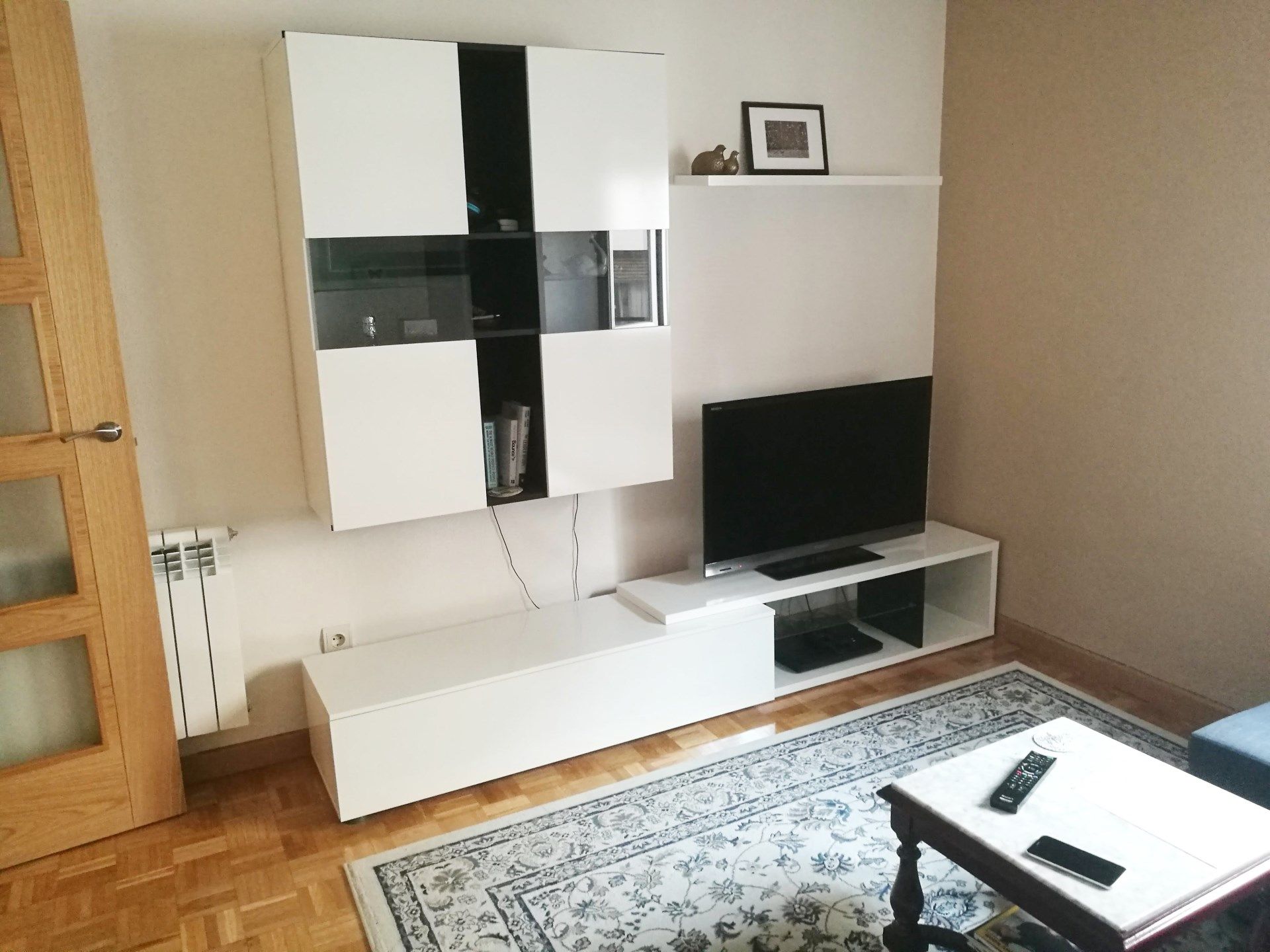 Living room of Flat to rent in  Madrid Capital  with Parquet flooring and Furnished