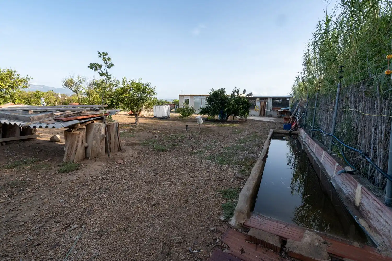 Country house zum Verkauf in Tortosa mit Privatgarten, Terrasse und Abstellraum