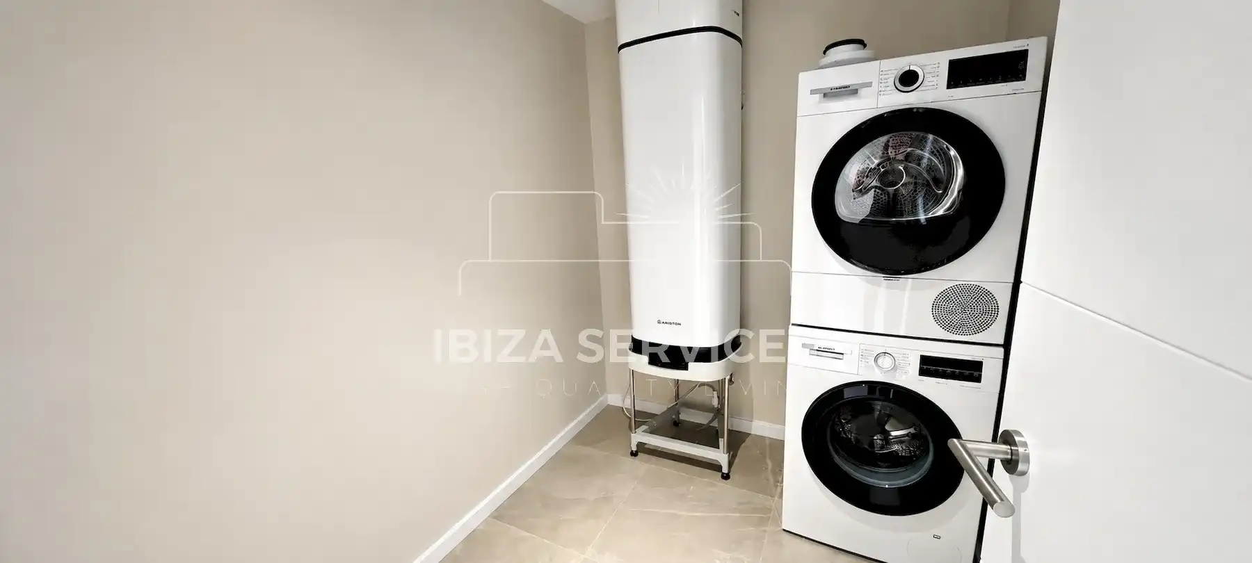 Flat for rent in Eivissa  with Air Conditioner, Private garden and Swimming Pool