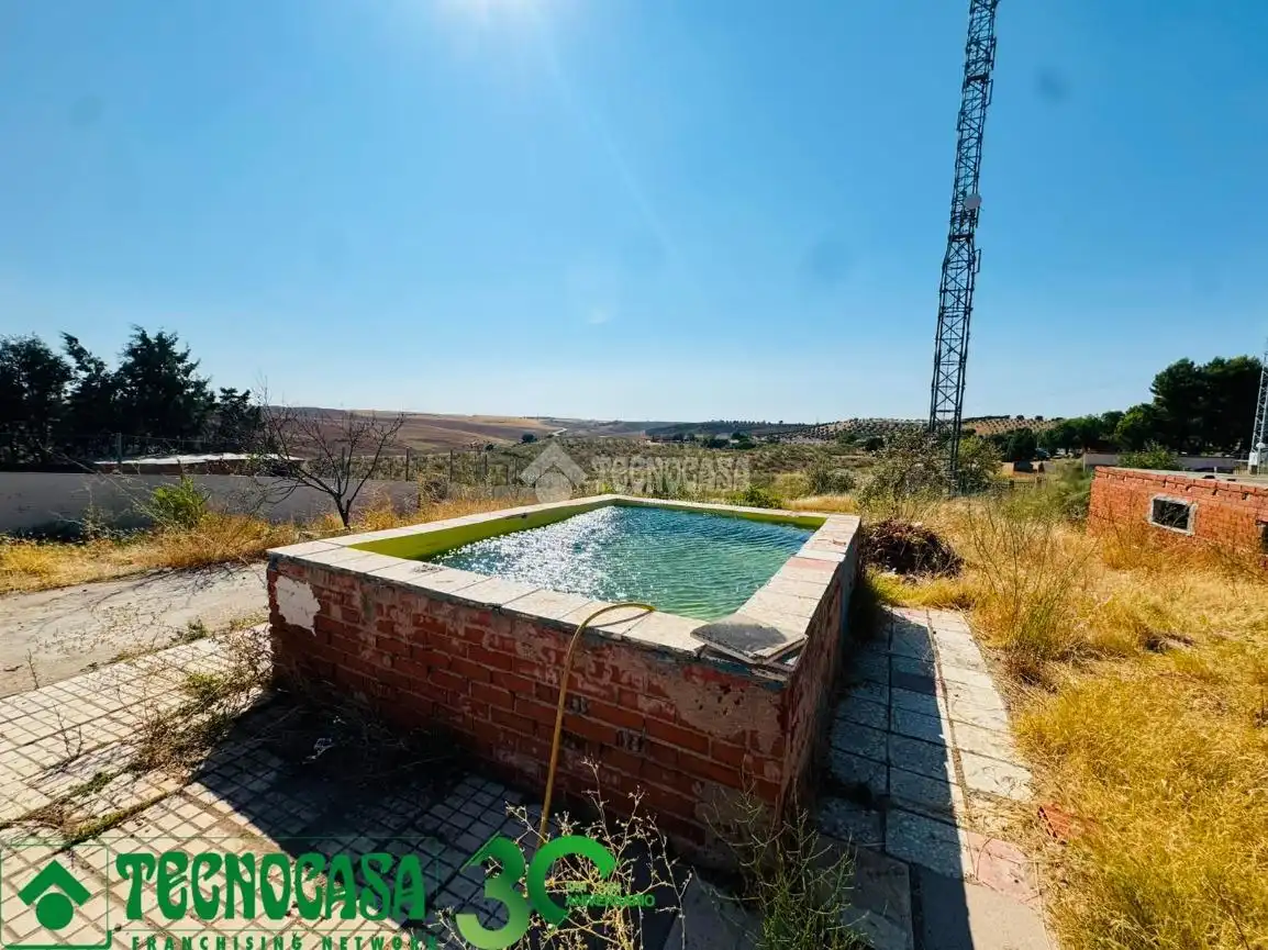 Casa o xalet en venda en Albarreal de Tajo amb Traster i Moblat