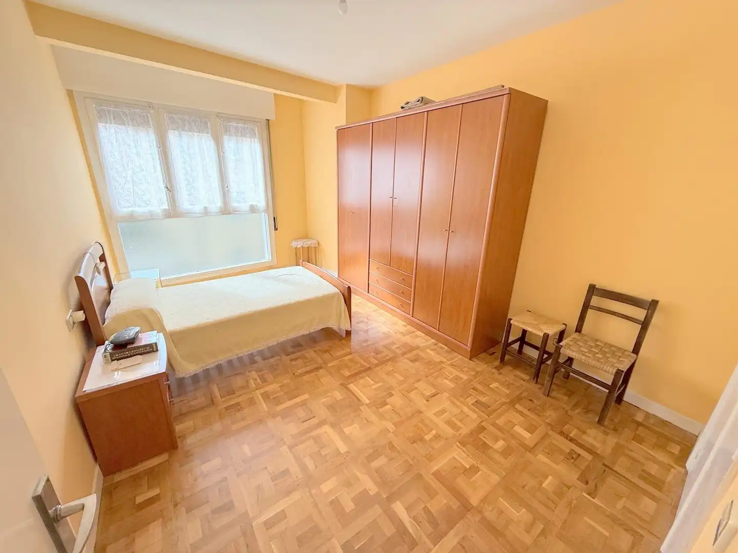 Bedroom of Flat for sale in Estella / Lizarra  with Heating, Parquet flooring and Balcony