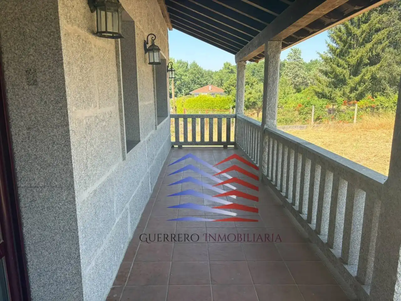 Jardí de Casa adosada en venda en Amoeiro amb Calefacció, Jardí privat i Terrassa