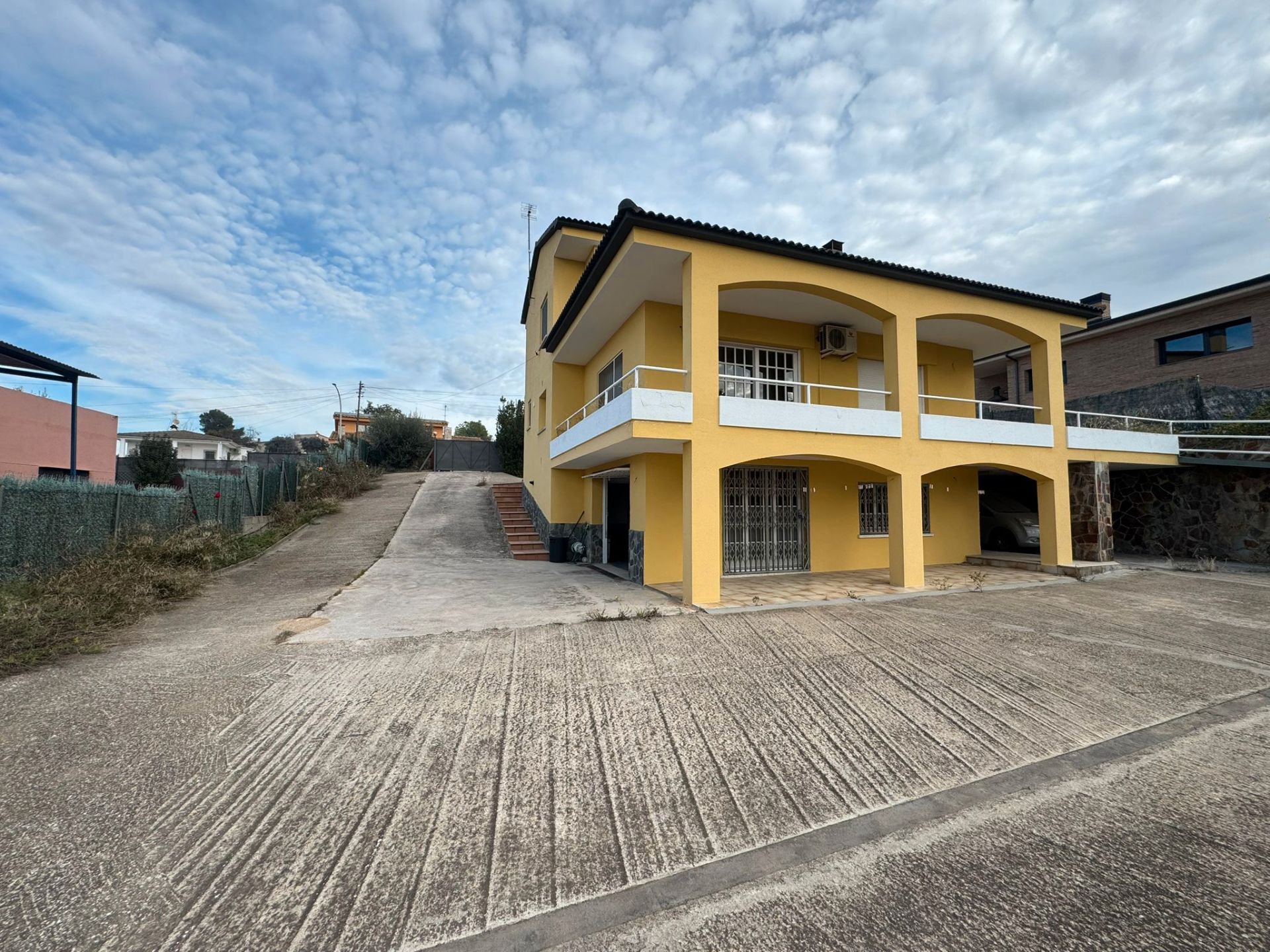 Vista exterior de Casa o chalet en venta en Lliçà de Vall con Aire acondicionado, Calefacción y Jardín privado