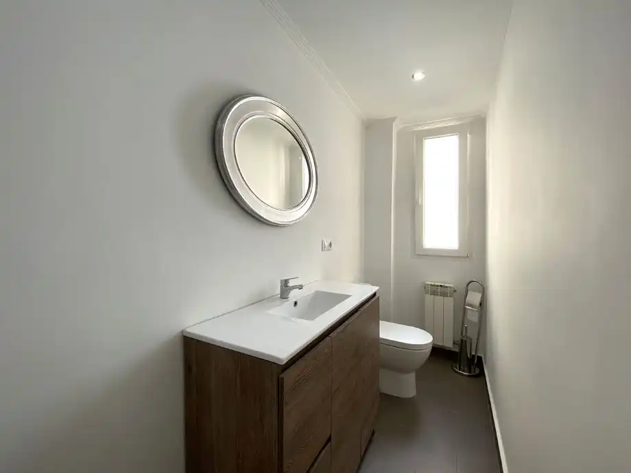 Baño de Piso en venta en Vitoria - Gasteiz con Calefacción y Trastero