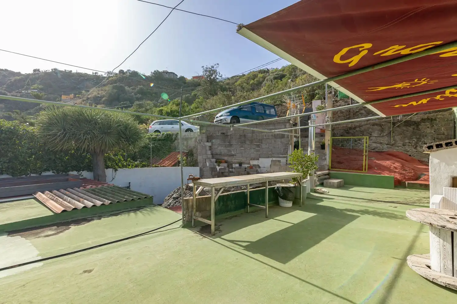 Terrassa de Casa o xalet en venda en Vega de San Mateo amb Jardí privat, Traster i Balcó