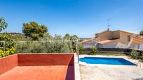 Exterior view of House or chalet for sale in Roda de Berà  with Air Conditioner, Heating and Private garden