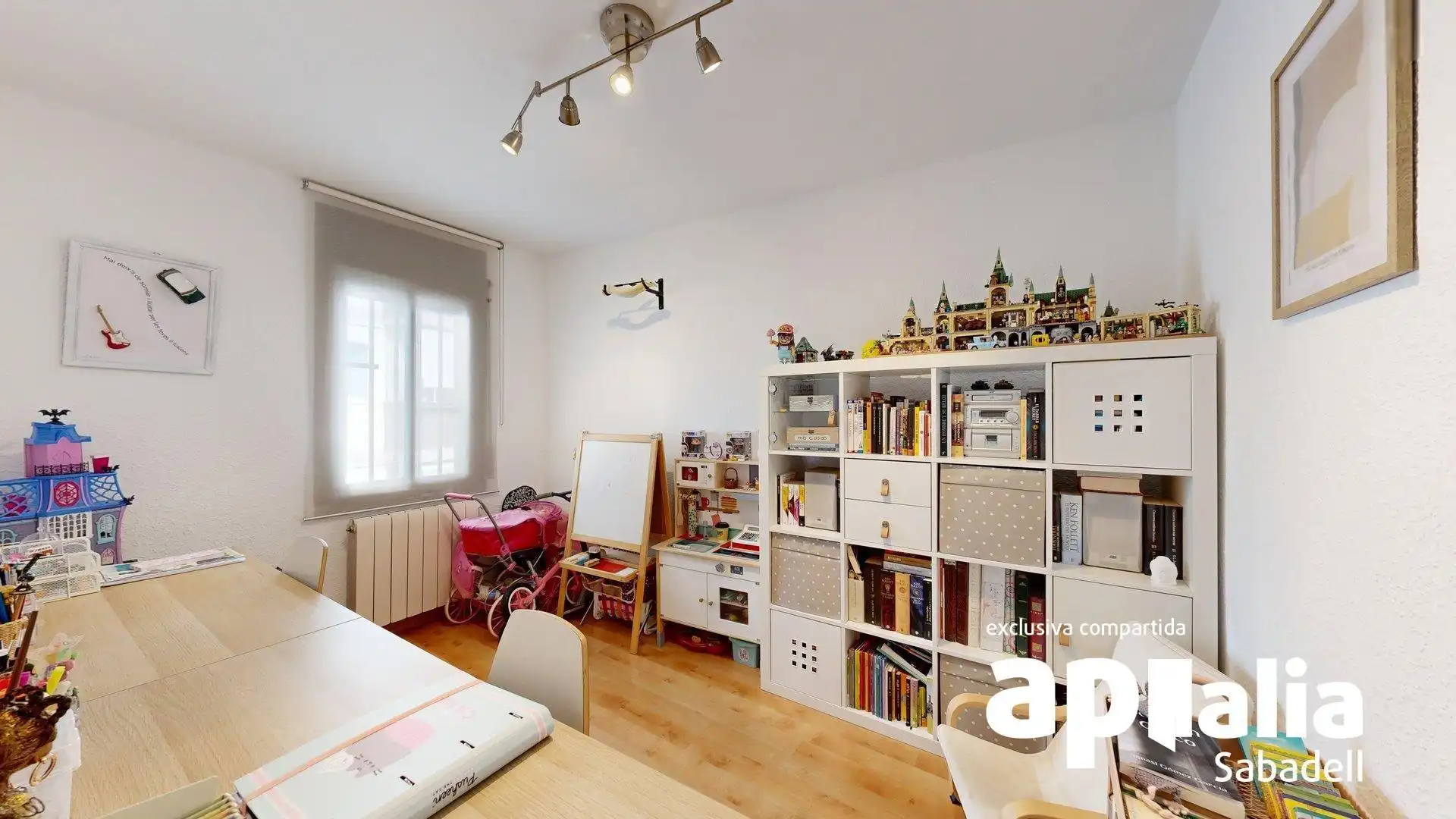 Sala de estar de Piso en venta en Sabadell con Aire acondicionado, Calefacción y Balcón