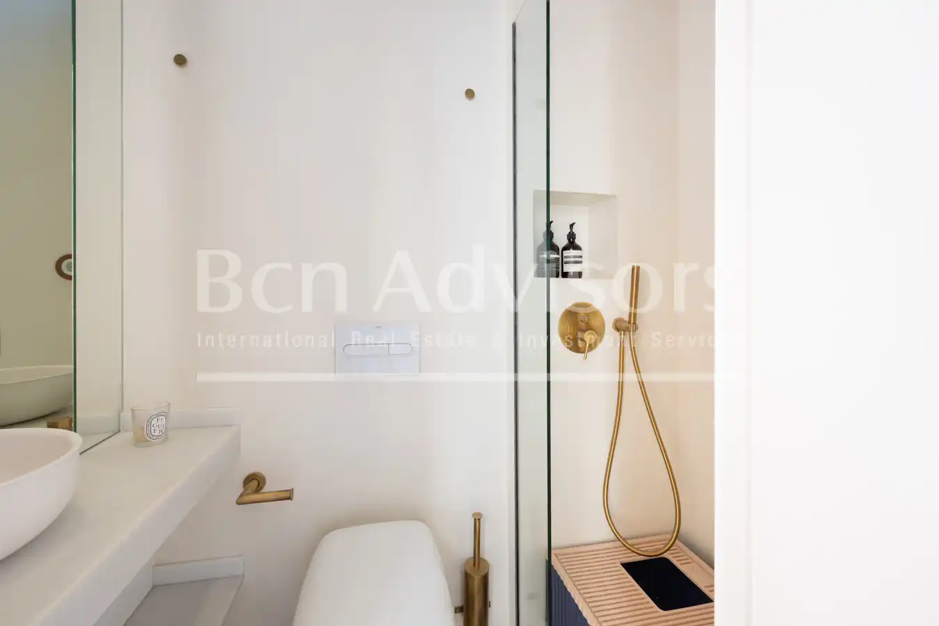 Appartamento con terrazza in vendita a Carrer de València, imagen 30