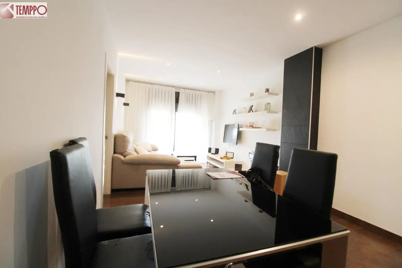 Flat with terrace for sale in Centre, imagen 3