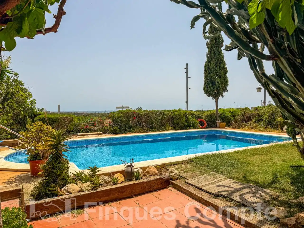 Piscina de Finca rústica en venda en El Vendrell amb Aire condicionat, Calefacció i Jardí privat