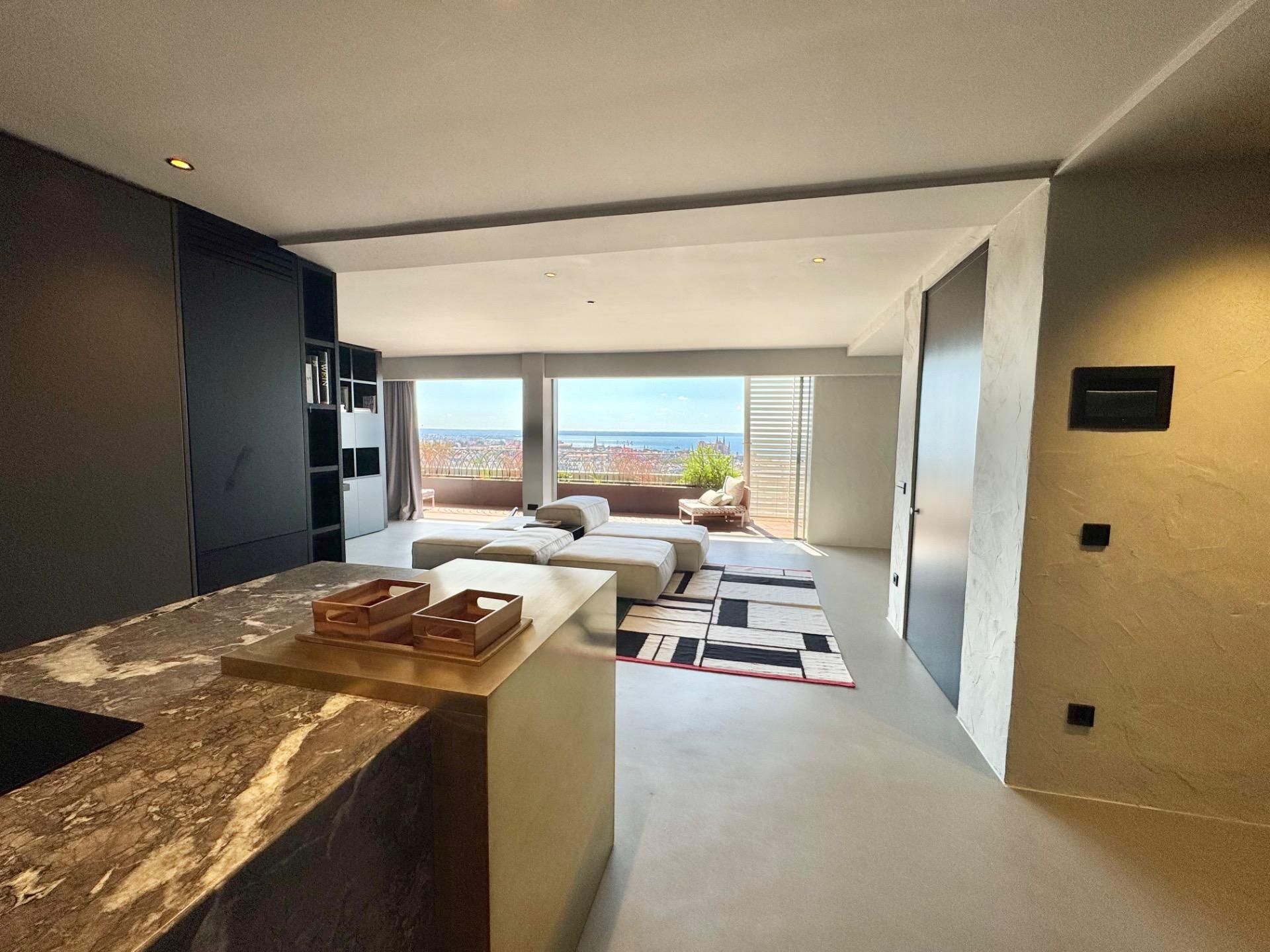 Sala d'estar de Pis en venda en  Palma de Mallorca amb Aire condicionat, Terrassa i Moblat