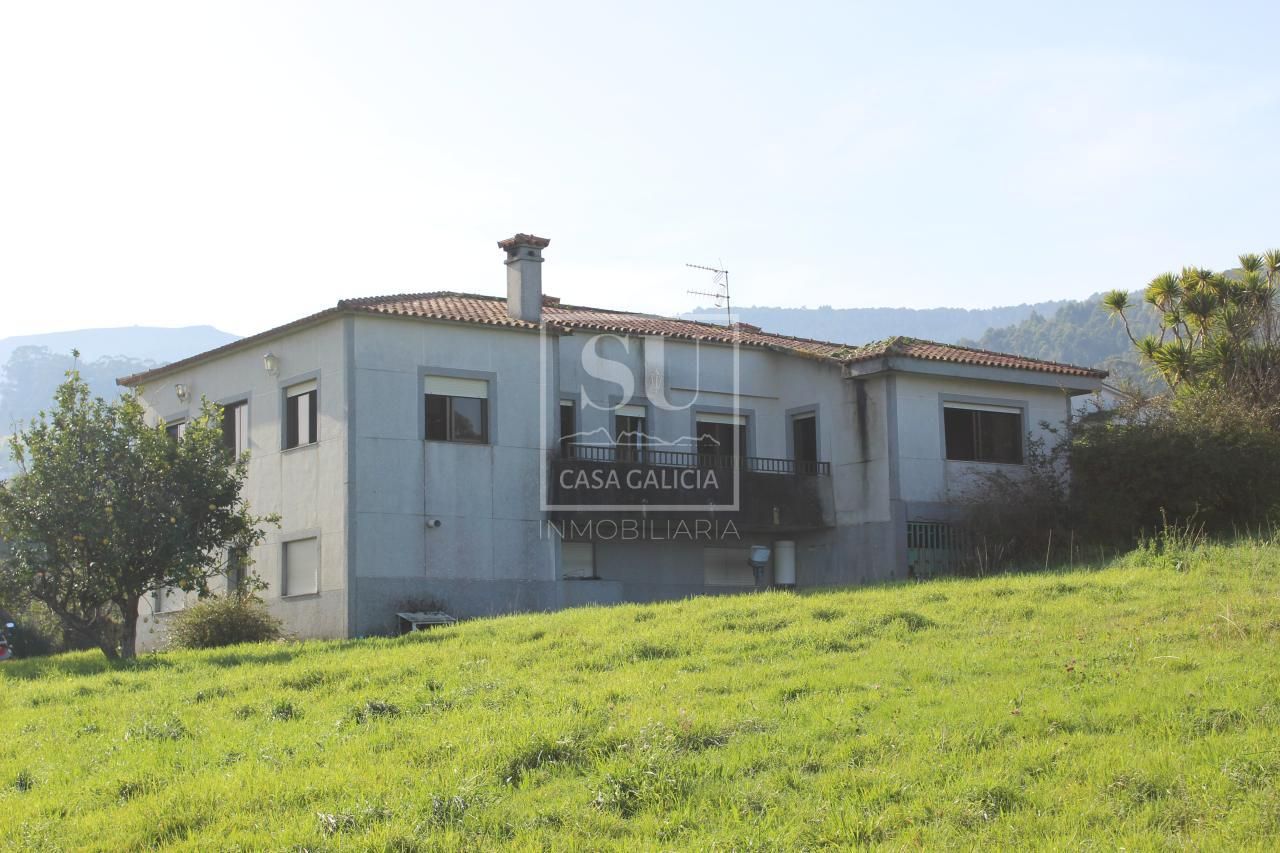 Vista exterior de Casa o xalet en venda en Baiona amb Calefacció, Jardí privat i Terrassa